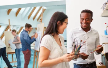 Peut-on intégrer une école d’art sans avoir suivi de formation académique ?