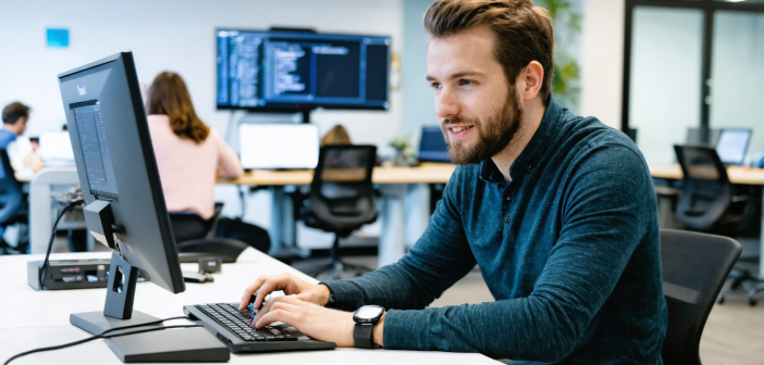 découvrez comment la capsule peut accélérer votre parcours pour devenir développeur web en un temps record. explorez ses méthodes et sa pédagogie innovante pour transformer vos ambitions en réalité.