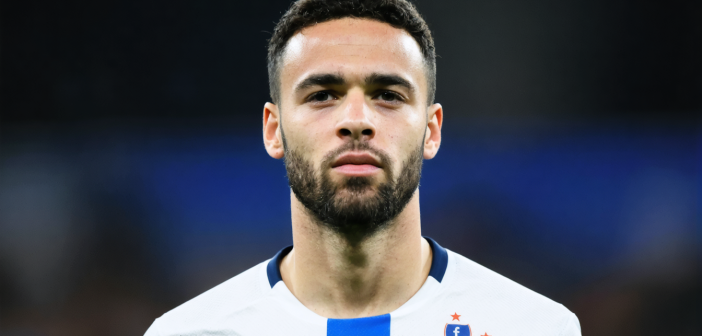 découvrez la fortune actuelle de yoann gourcuff à travers un aperçu chiffré captivant. plongez dans les détails de sa carrière, ses revenus et ses investissements pour comprendre l'impact financier de cette star du football.