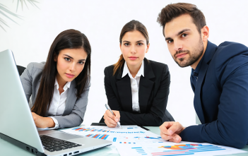 découvrez les avantages de l'externalisation de la gestion comptable pour votre entreprise. améliorez votre efficacité, réduisez vos coûts et concentrez-vous sur votre cœur de métier tout en bénéficiant de l'expertise de professionnels spécialisés.