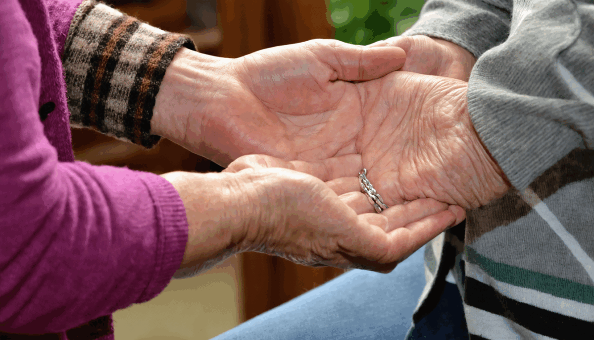 découvrez le nombre d'années de mariage nécessaires pour avoir droit à la pension de réversion et les conditions à remplir pour en bénéficier.